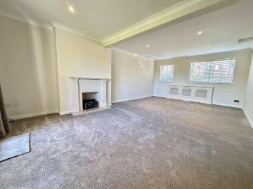 Durham County Area - Balcony, Equipped kitchen
