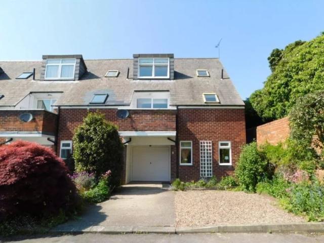 Blue Coat Court, Durham DH1, 2 bed terraced house to rent, £1,250 pcm | PrimeLocation