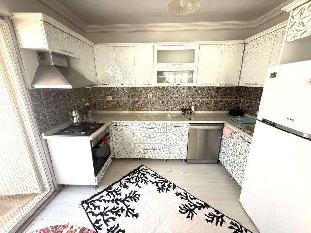 blue Life Egen'den Akçay Merkez Sarıkız'da Full Eşyalı Denize 100mt 2+1 Kiralık Daire