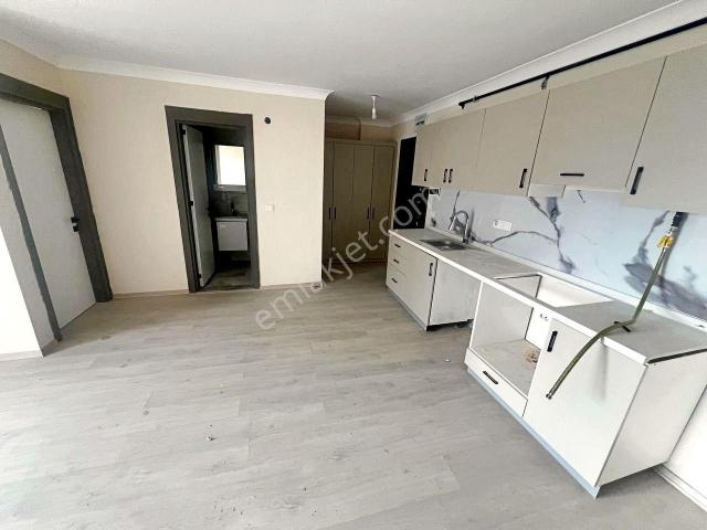 ⭐blue Life Egenden Gerçek İlan Kadıköyde Site İçinde Amerikan Mutfaklı Satılık 1+1 Şık Daire