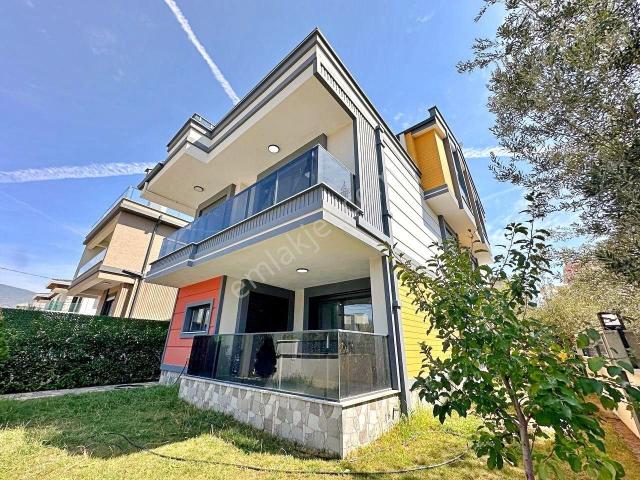 blue Life Egenden Gerçek İlan Zeytinlide Göz Alıcı Tasarımıyla Ultra Lüx 4+1 Triplex İkiz Villa