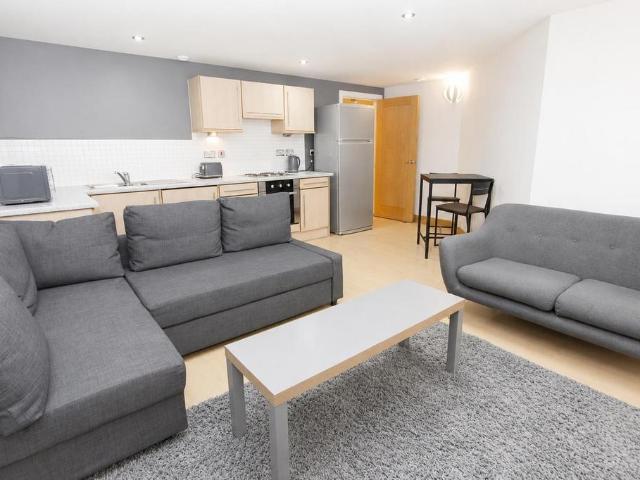 Blue Little Neville Street, Leeds, LS1 1 bed flat to rent £1,050 pcm £242 pw