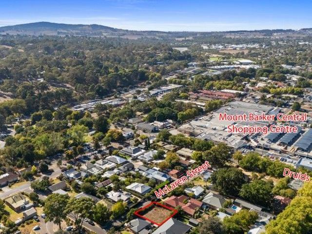 BLUE RIBBON LOCATION SMACK IN THE MIDDLE OF MT BARKER