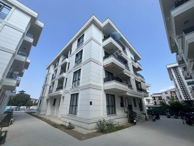 Blue Yatırım'dan Mehmet Akifte Site İçinde Kiralık 2+1 Daire !