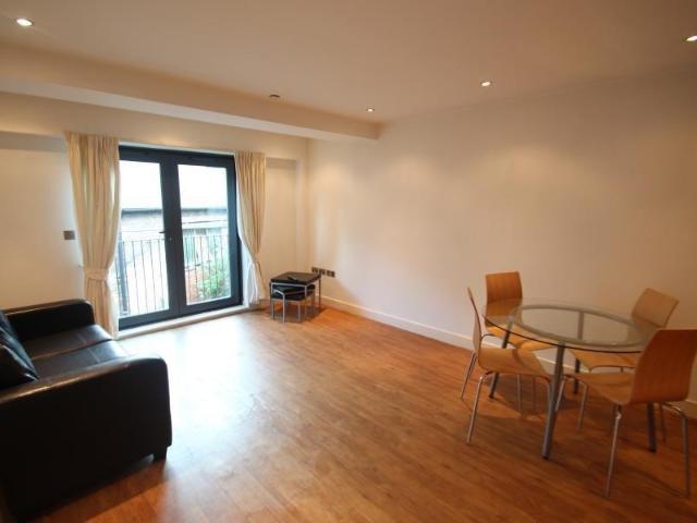 Bluecoat House, 72 North Sherwood. 1 bed flat to rent £925 pcm £213 pw