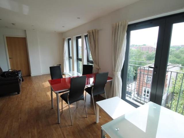Bluecoat House, 72 North Sherwood Street, Nottingham NG1, 2 bed flat to rent, £1,150 pcm | PrimeLocation