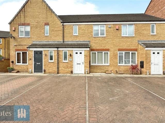 Bluebell Bank, Barnsley, S70 3 bed terraced house to rent £975 pcm £225 pw