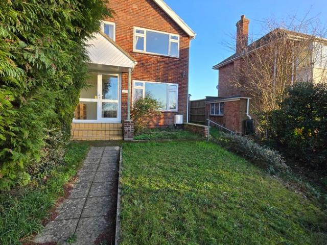 Bluebell Crescent, Norwich, Norwich NR4, 5 bed shared accommodation to rent, £2,400 pcm | PrimeLocation