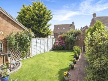 Bluebell Drive, Sittingbourne ME10, 3 bed property to rent, £1,700 pcm | PrimeLocation