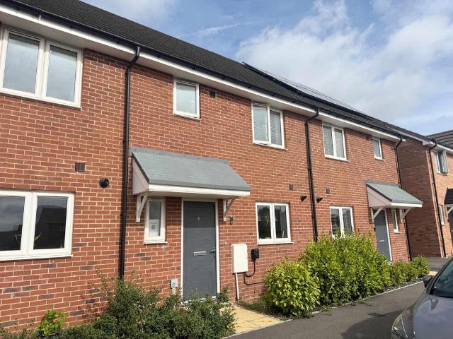Bluebell Grove 3 bed terraced house to rent £1,150 pcm £265 pw