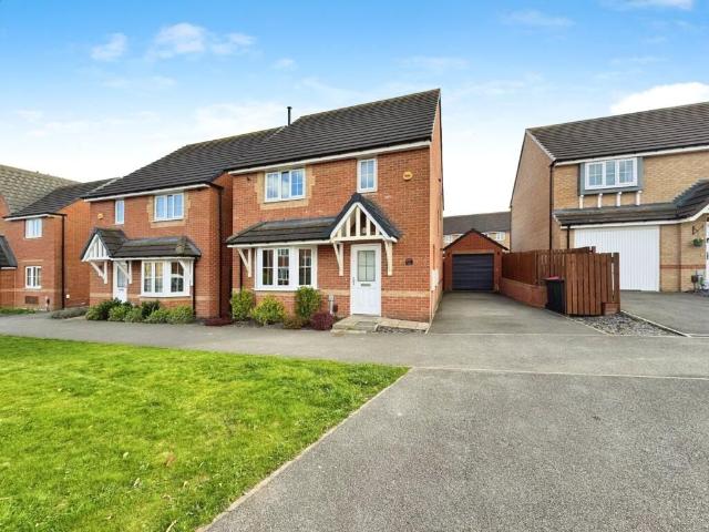 Bluebell Lane, Thurcroft, Rotherham S66, 4 bed detached house to rent, £1,650 pcm | PrimeLocation