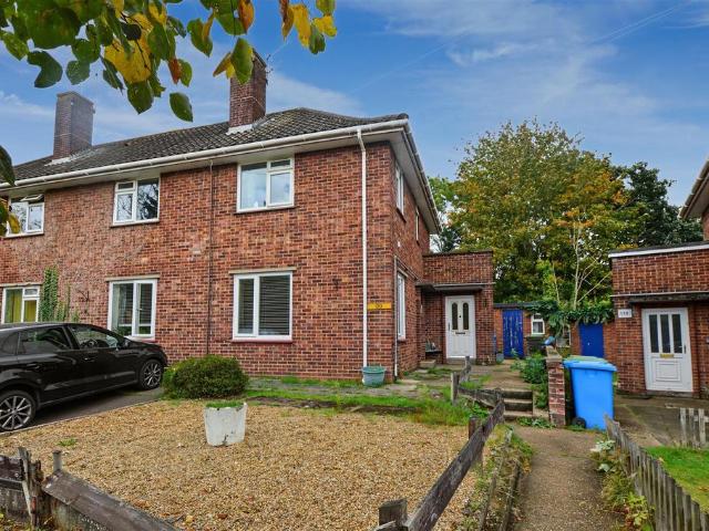 Bluebell Road, Norwich 2 bed flat to rent £995 pcm £230 pw