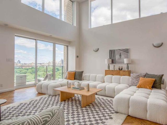 Blueground New York Studio Apartment for Rent at 200 E 11th St #1983, New York, NY 10003 East Village