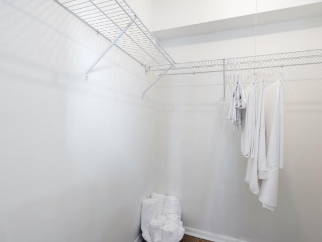 Blueground Boston 1 Bedroom Apartment for Rent at 8 Whittier Pl #1240300P, Boston, MA 02114 West End