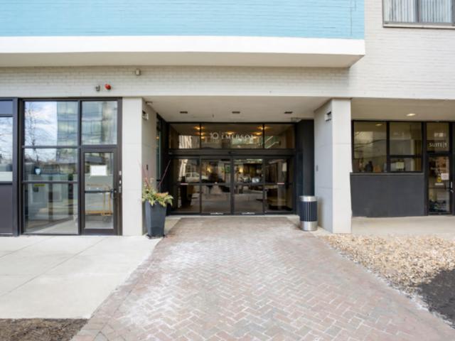 Blueground Boston 2 Bedroom Apartment for Rent at 8 Whittier Pl #1533538P, Boston, MA 02114 West End