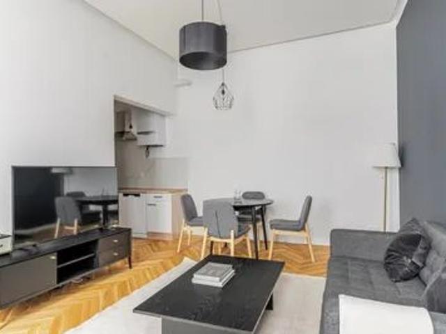 Blueground ID438, Margareten