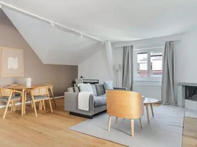 Blueground ID514, Innere Stadt