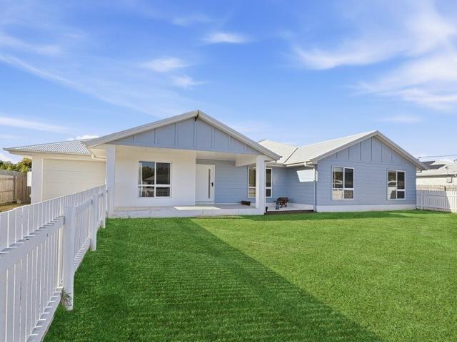 Bluewater Acreage Living!