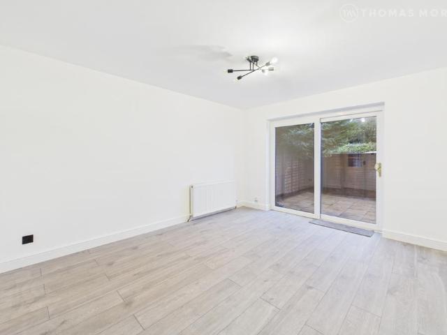 Blunham Road, Bedfordshire SG18 2 bed terraced house to rent £1,250 pcm £288 pw