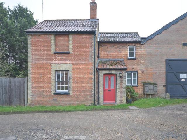 Blyth Cottage 3 bed detached house to rent £1,750 pcm £404 pw