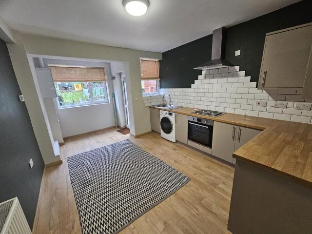 Blythe Street, Wombwell 3 bed house to rent £795 pcm £183 pw