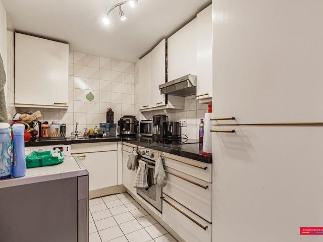Blythe Road, West Kensington, London. 1 bed flat to rent £2,600 pcm £600 pw