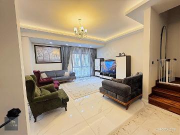 BM REAL ESTATE YUNUSELİ'NDE SATILIK 3 KATLI ASANSÖRLÜ VİLLA