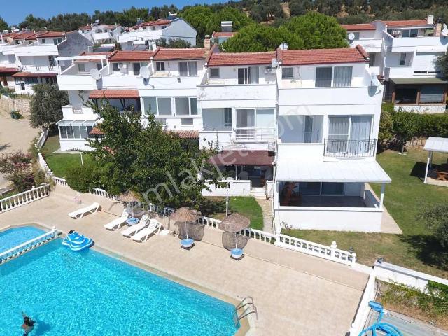Bm Real Estate Muhteşem Deniz Manzaralı 3+1 Tripleks Villa