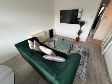 BMC Serence Spacious 1Bedroom Flat