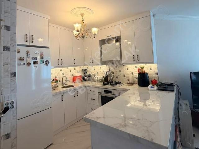 Bmk Emlaktan Denize Sıfır, Full Eşyalı Yenilenmiş 2+1 Daire