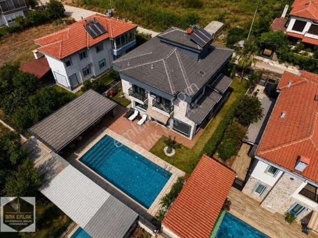 Bmkdan Finkum Sitelerinde Satılık Ultra Lüks Havuzlu Villa