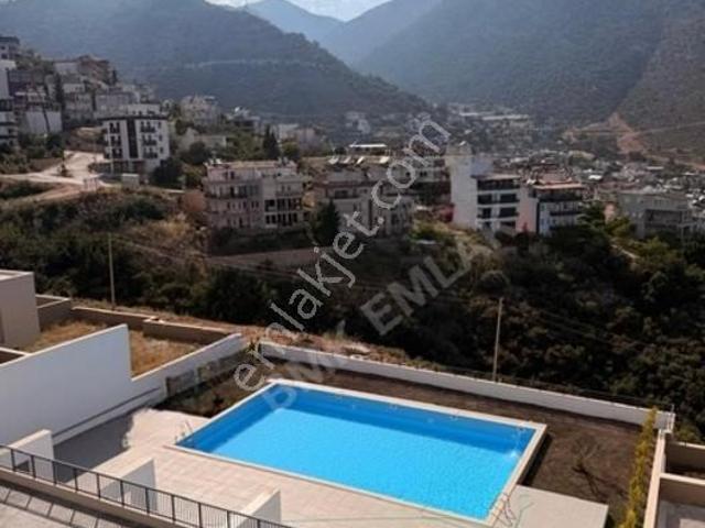 Bmk'dan Finike'nin En Prestijli Sitesi Lukka Port'ta Kiralık 2+1