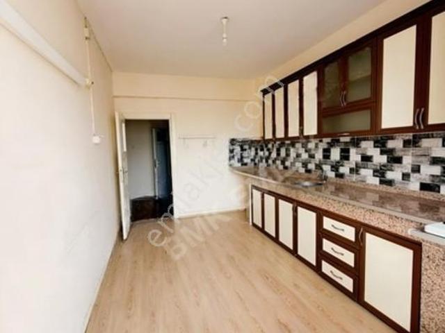 Bmk'dan Kumluca Merkezde 3+1 Cadde Üzeri Satılık Daire