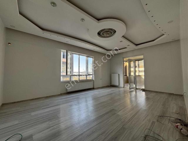 çbn'den Hastaneye 2 Dk Mesafede Kiralık 3,5+1 Daire