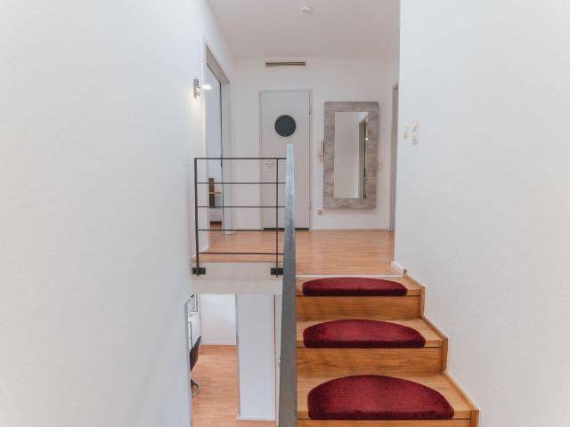 BS Penthouse am Neckar, Heidelberg Amsterdam Apartments for Rent