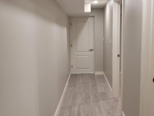 Bsmt A 7 Billingham Heights, Aurora