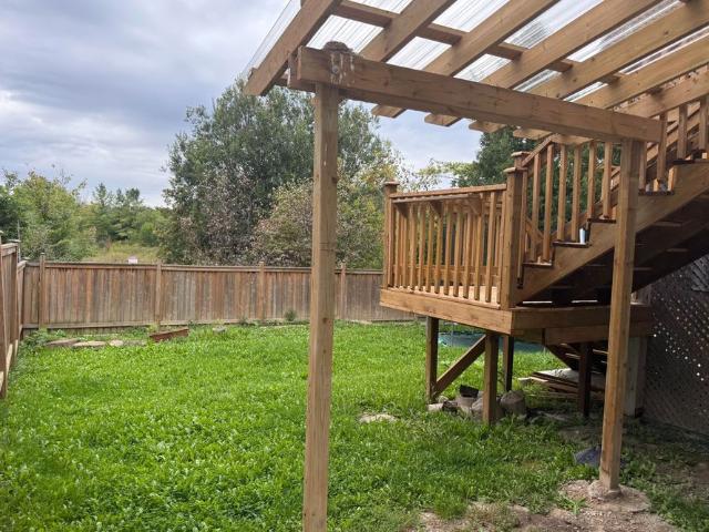 Bsmt 154 Hollandview Trail, Aurora