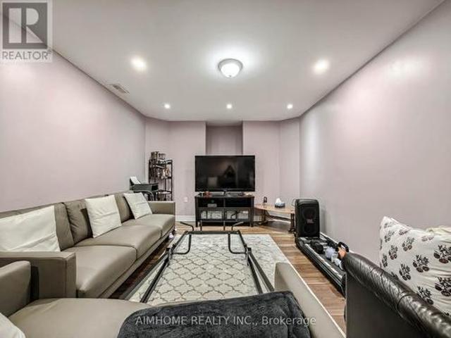 Bsmt 16 Chasser Drive, Markham, ON, L6E 1K4 house for lease | Listing ID N13128 | Royal LePage
