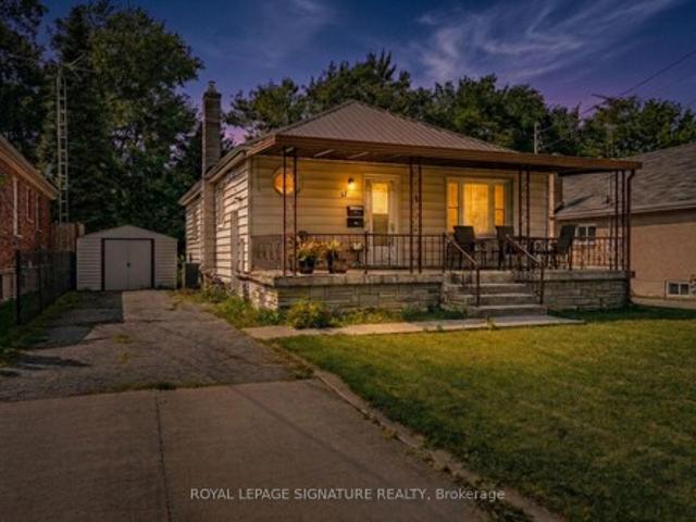 Bsmt 17 Prestwick Avenue, St. Catharines, ON, L2P 2E5 house for lease | Listing ID X13711 | Royal LePage