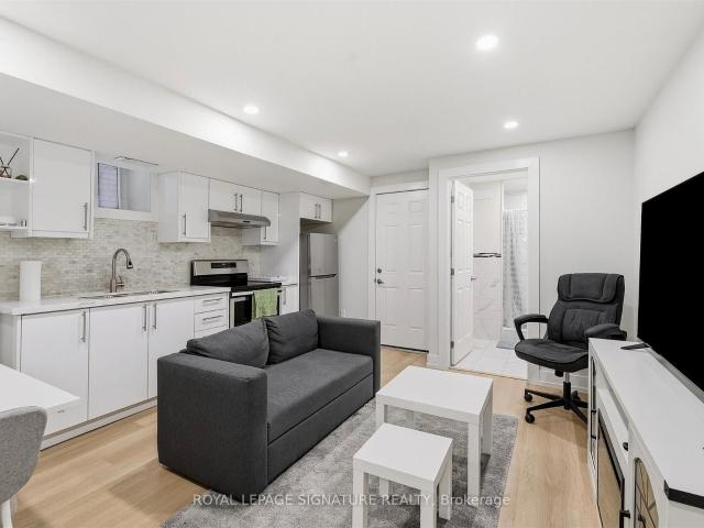 BSMT 1945 Davenport Road in Toronto: Weston Pellam Park House for lease Toronto W03: MLS®# W13796348