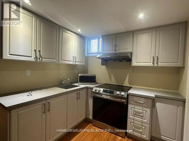 Bsmt 11 Clair Avenue, Whitby, ON, L1M 2G8 house for lease | Listing ID E13780 | Royal LePage