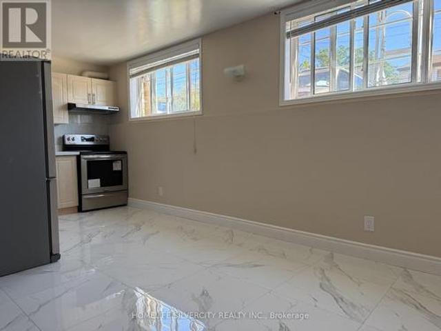 Bsmt 23 Division Street, St. Catharines, ON, K9L 1J4 house for lease | Listing ID X12453 | Royal LePage