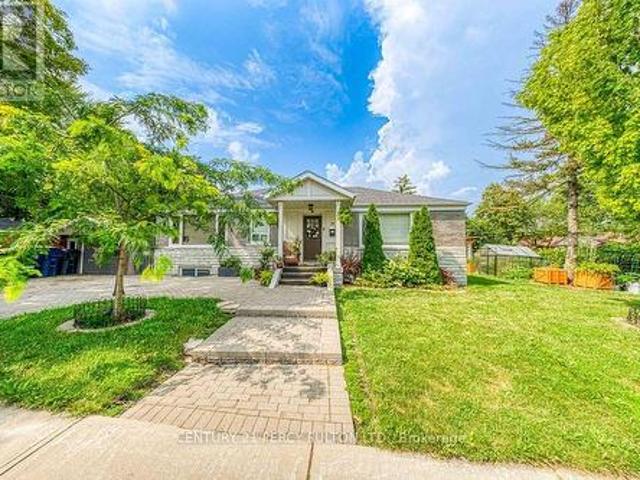 Bsmt 36 Merryfield Drive, Toronto, ON, M1P 1J5 house for lease | Listing ID E13740 | Royal LePage