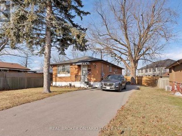 Bsmt 744 Olive Avenue, Oshawa, ON, L1H 2S3 house for lease | Listing ID E13607 | Royal LePage