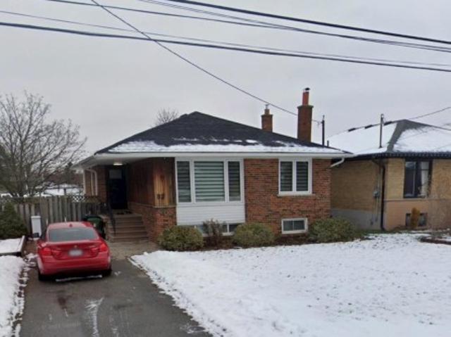 Bsmt 82 Elvaston Drive, Toronto, ON, M4A 1N6 house for lease | Listing ID C13756 | Royal LePage