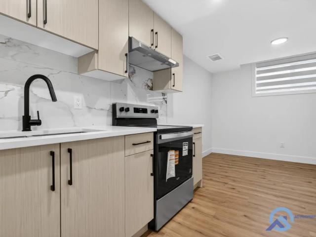 Bsmt, 9337 87 Ave NW Bonnie Doon, Edmonton, AB