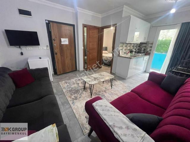 Bsk Group'dan Yaz Kış Eşyalı Daire Denize 100m Mesafede. !