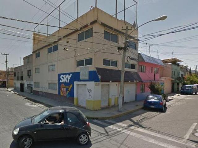 BP CASA EN COL LA PERLA NEZAHUALCOYOTL EDOMEX  REMATE