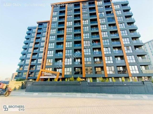 Brothersdan Hatip Mah. Full Eşyalı Havuz Cephe Kiralık 1+1 Daire