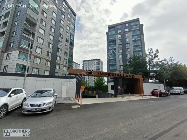 Brothersdan Hürriyet Mah.180m2 Arakat Site İçi Kiralık 3+1 Daire
